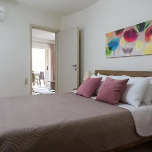 https://filora-apartment-in-the-city-center-heraklion-crete.rethymnohotels.net
